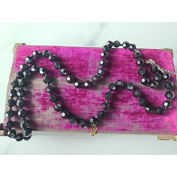 Adjustable Black Plastic Beaded Necklace Vintage - Picture 4 of 10